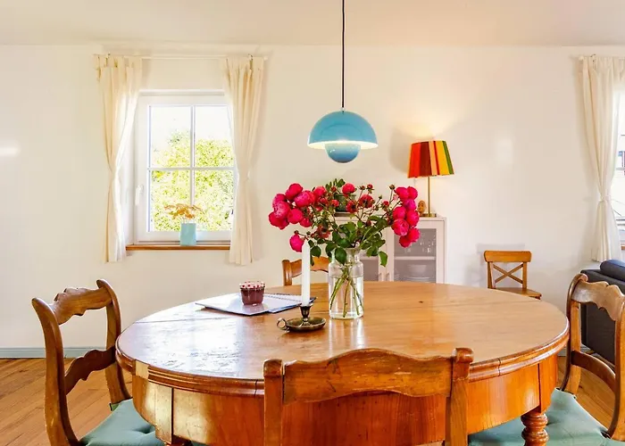 Ferienhaus Feni